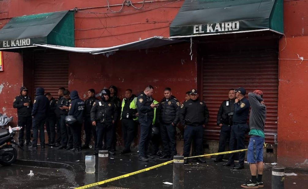 A través del análisis de las cámaras de videovigilancia, autoridades buscan identificar a los tripulantes de una motocicleta que salieron del lugar. | Foto: Osmar Alvarado | El Universal.