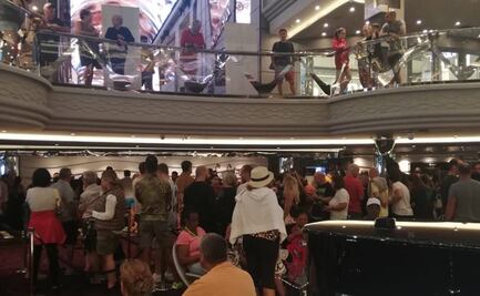 “No nos dicen nada”, dice mexicana en crucero Meraviglia en Cozumel