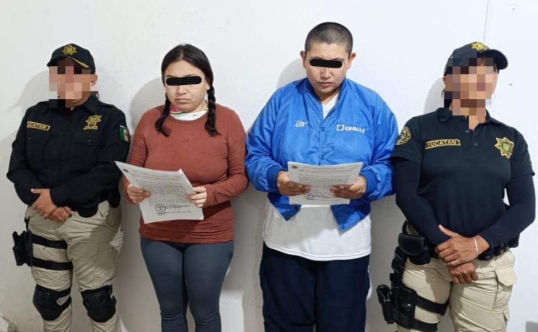 Vilma Concepción M. T., madre de los menores, y su esposa, Liliana Elizabeth H. G., enfrentan nuevos cargos por diversos delitos contra hermanos del niño fallecido por desnutrición en Kanasín, Yucatán (28/02/2025). Foto: Especial