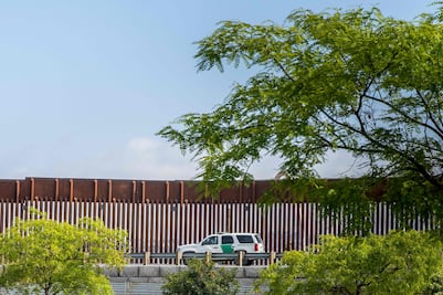 Agentes de E.U. matan a hombre en frontera California-México