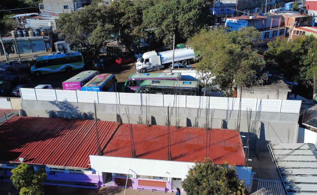 Entregan tres muros de contención en la alcaldía Magdalena Contreras; se encuentran en puntos estratégicos.
Foto: Especial.