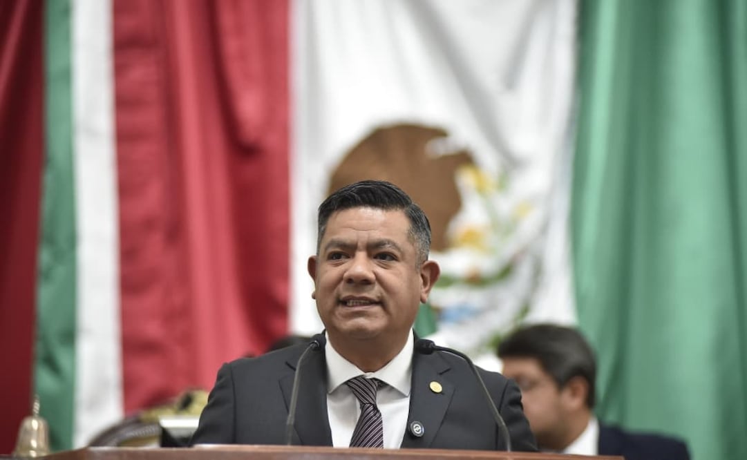 Diputado de Morena CDMX propone Ley para trabajadores del Gobierno capitalino; laborarían 6 días a la semana
Foto: Especial.