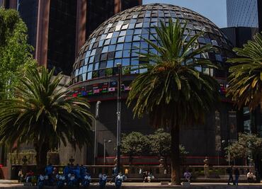 Por primera vez, bolsa mexicana cierra arriba de 53 mil puntos; es su tercer récord seguido