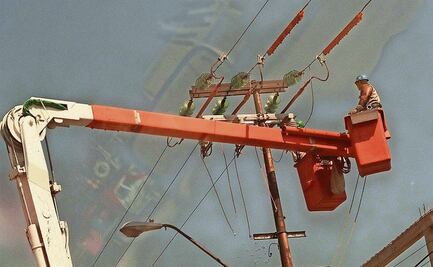 Líneas de transmisión eléctrica avanzan lento 