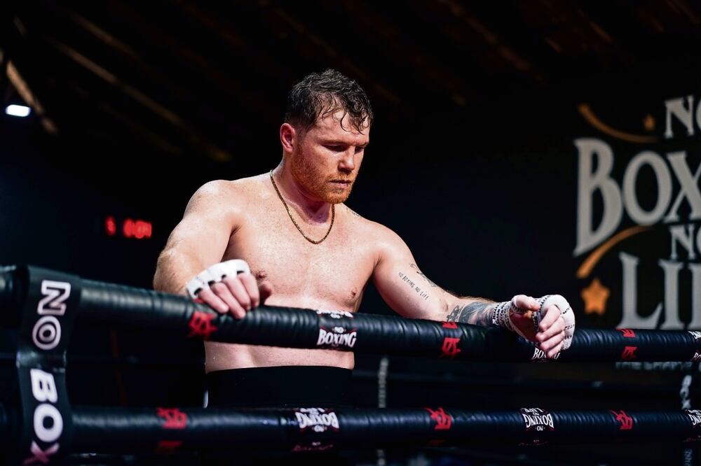 Canelo, “entre los mejores”