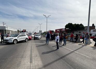 Tras siete horas, levantan bloqueo del Paso Exprés en Cuernavaca