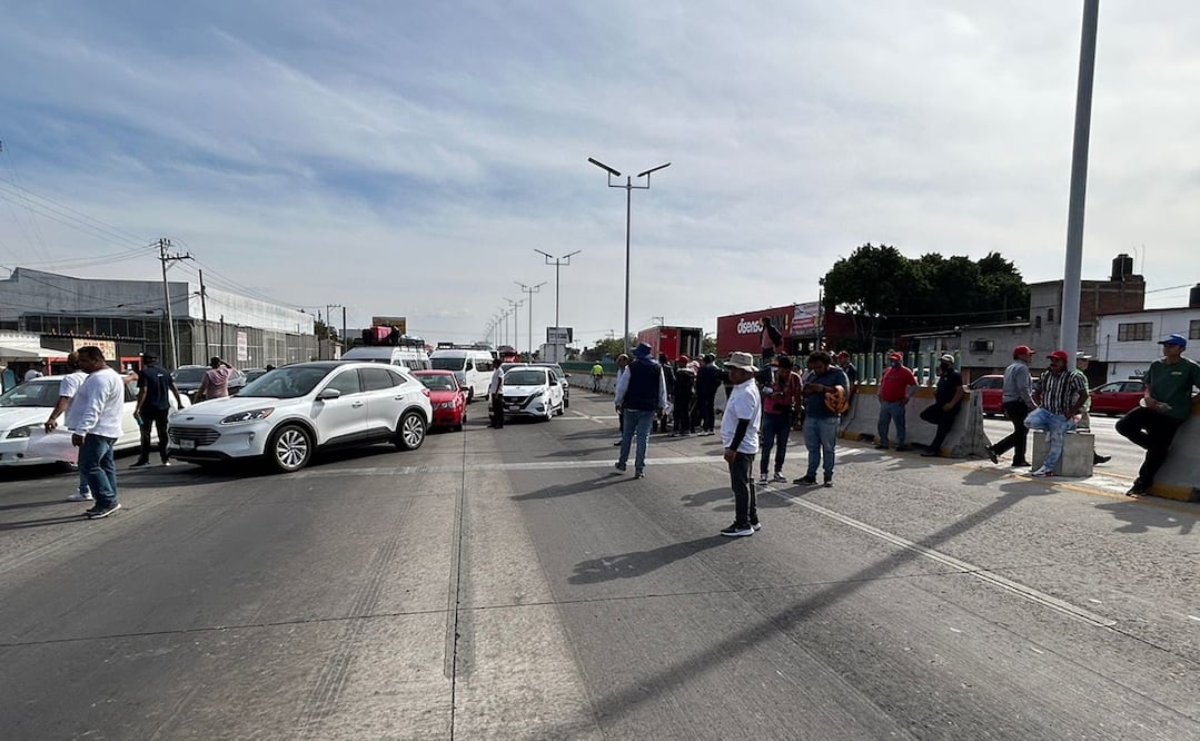 El bloqueo de la autopista México-Cuernavaca fue retirado a las 21:40 horas. Foto: Especial