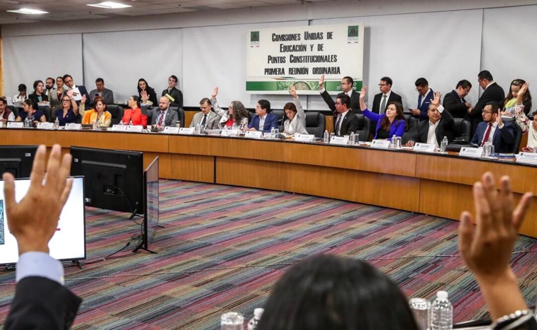 Aprobación en comisiones del dictamen de Reforma Educativa. Foto: Diego Simón/EL UNIVERSAL 