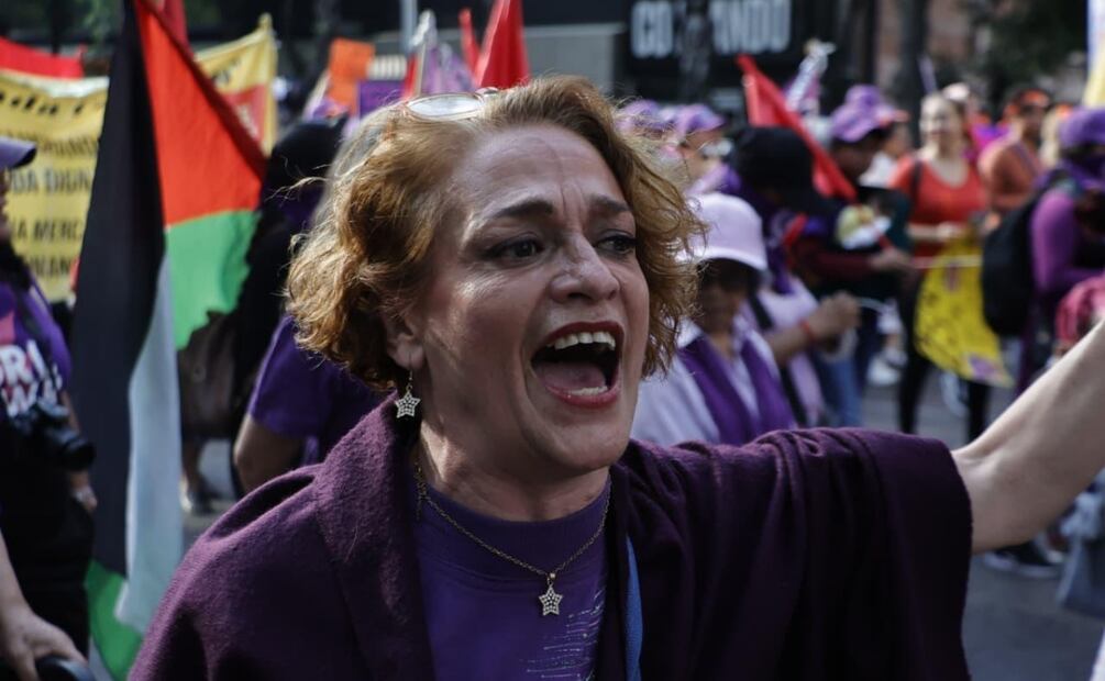 Mujeres marchan en calles de la CDMX con motivo del 25N, Día Internacional para la Erradicación de la Violencia contra la Mujer (25/11/2025). Foto: Fernanda Zamora / EL UNIVERSAL