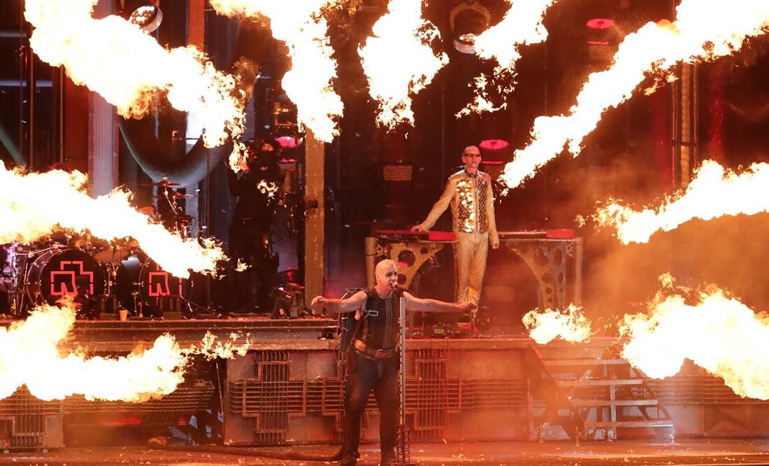 “Increíble", dijo Till Lindemann al despedirse, a las 22:56 hrs. Foto: Fernanda Rojas/EL UNIVERSAL