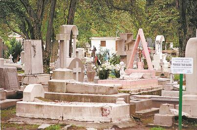 Sin espacio para la muerte: no alcanzan las fosas en la CDMX