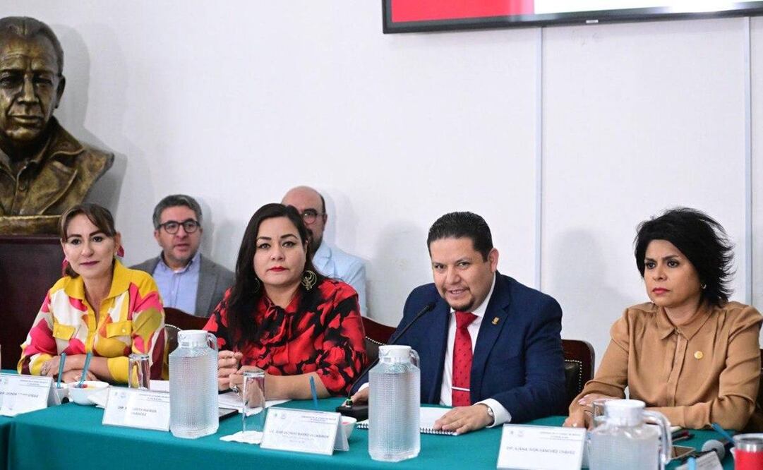 El alcalde Octavio Rivero aseguró que el proyecto de Cablebús, que se pretende construir en Milpa Alta y Xochimilco, no afectaría áreas verdes. Foto: Especial