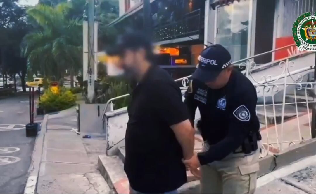 La Policía colombiana capturó en Floridablanca, Santander, al cirujano mexicano José Humberto Cuéllar Ferrara, quien estaba prófugo por acusaciones de abuso y acoso sexual en México. (07/12/24) Foto: Captura de pantalla