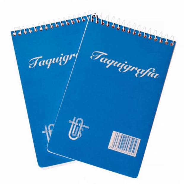 Las libretas taquigráficas pueden encontrarse en cualquier papelería, siguen utilizandose para tomar notas aunque ya casi no se usa para este sistema de escritura. Foto: Especial.