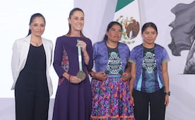 Mexicanos ganan cinco medallas en carrera de la Gran Muralla China; corredores de pueblos originarios consiguen oro, plata y bronce