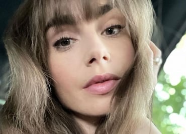 Lily Collins lleva el corte de cabello ideal para el frío: 'Birkin bangs’ con flequillo francés