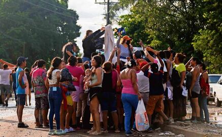 Gobernadores de la 4T y de oposición de solidarizan tras afectaciones por intensas lluvias; envían apoyos a damnificados