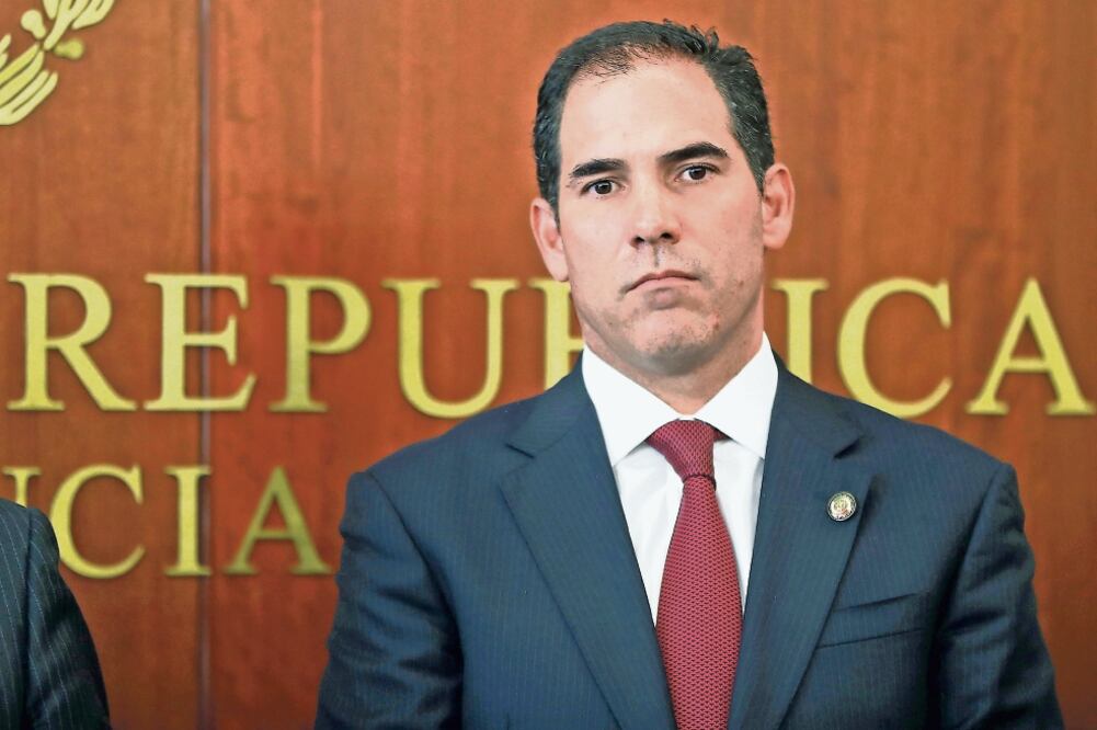 El presidente del Senado, Pablo Escudero (PVEM), aseguró que el bono extra que se otorgarán los diputados debe estar justificado por la Cámara Baja. (FOTO: ARCHIVO EL UNIVERSAL)