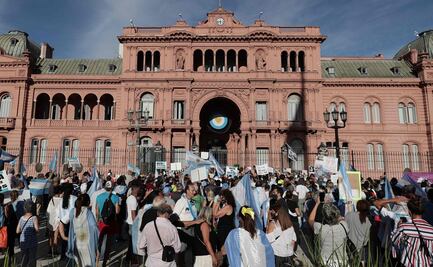 Protestan en Argentina contra el gobierno por el escándalo de las "vacunas VIP"
