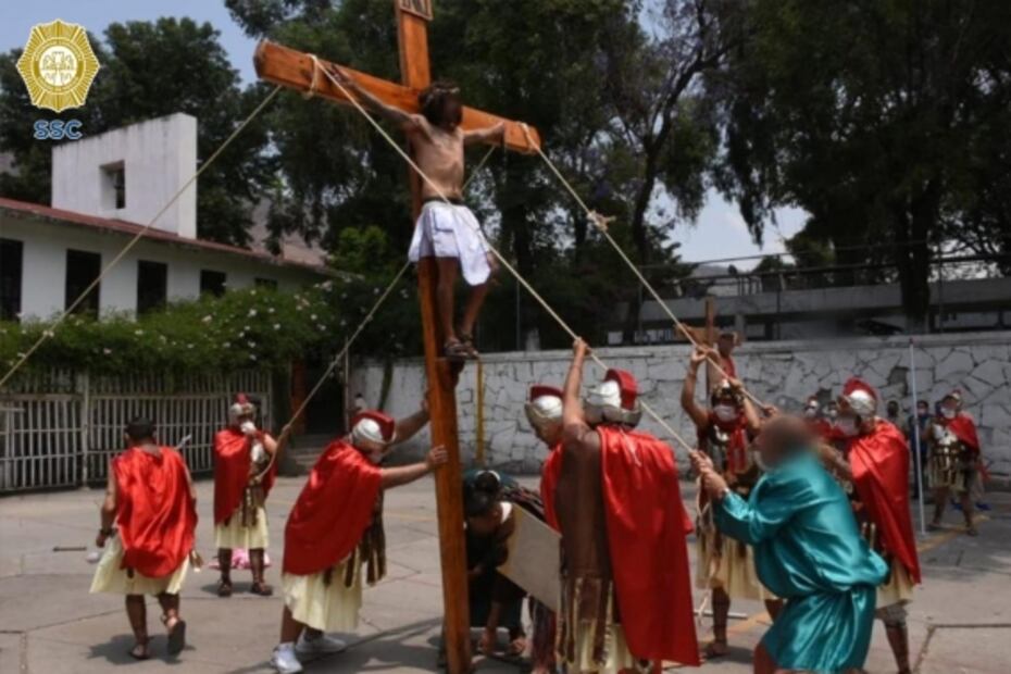 Reos de penales de la CDMX celebran las actividades religiosas por Semana Santa