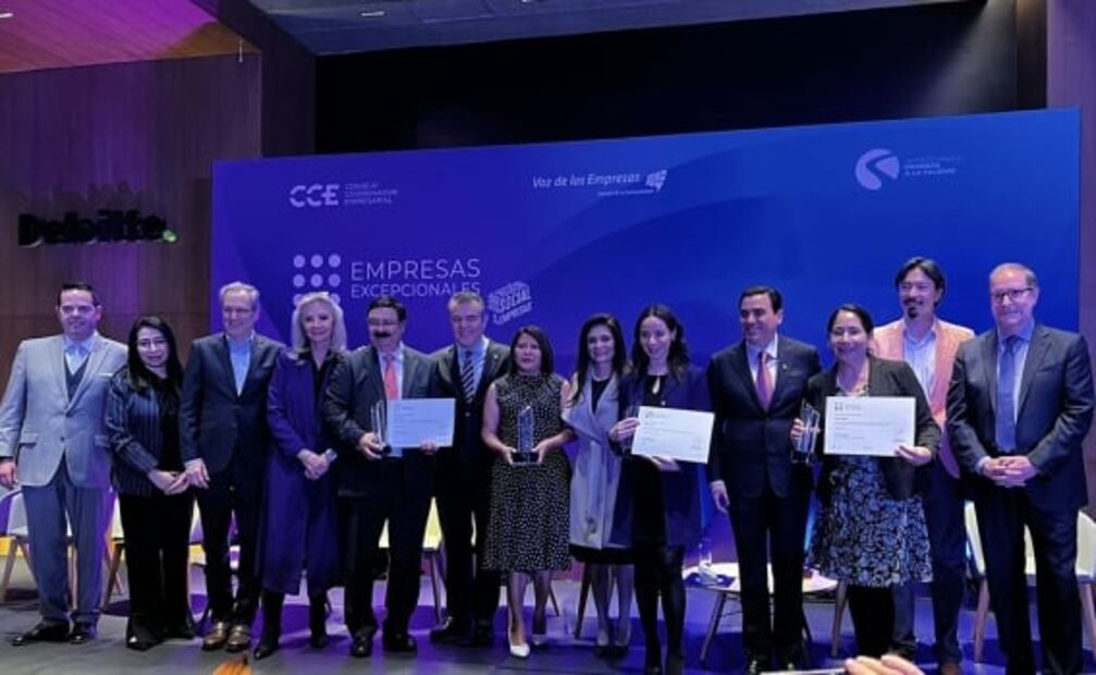 Grupo Bimbo recibe reconocimiento especial al sobresalir en todas las categorías como Empresa Excepcional