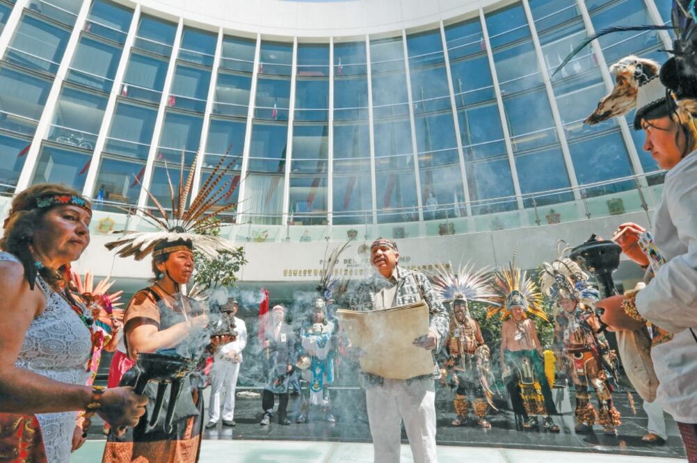 El patio del Senado fue el escenario para recordar a Benjamín Laureano, fundador del Frente Mexicano pro Derechos Humanos (ESPECIAL)