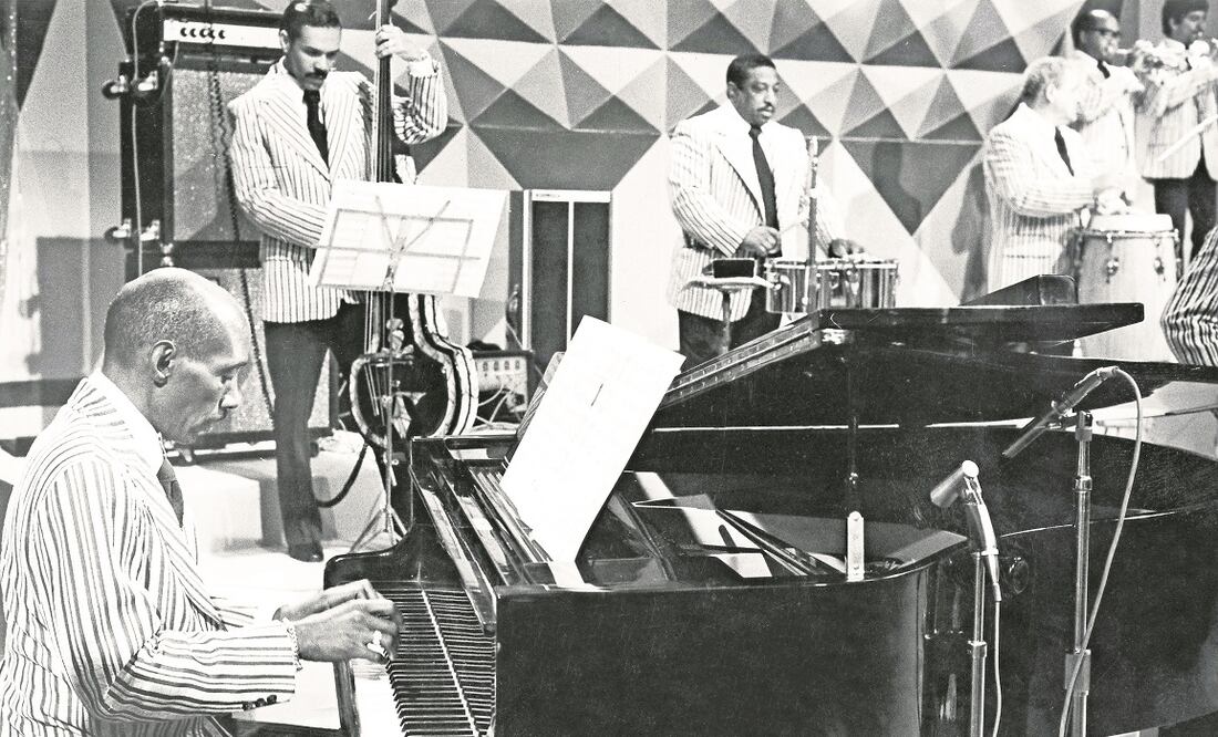 La Sonora Matancera en el Teatro Lírico en los años 90. Entre los logros de esta agrupación estuvo la grabación de más de 5 mil temas musicales. /Hemeroteca EL UNIVERSAL