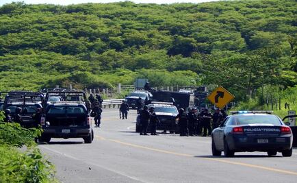 Federales aseguran más de 39 mil litros de hidrocarburo en Michoacán