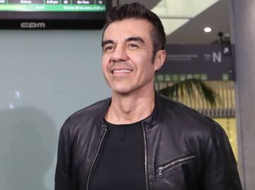 Adrián Uribe y sus mensajes de fortaleza y agradecimiento