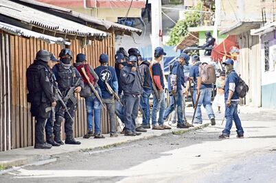 Huyen en Zitlala por el crimen organizado