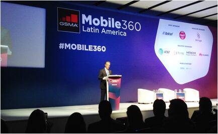 Slim Domit critica altos precios en TV de paga e ineficiencia de Altán