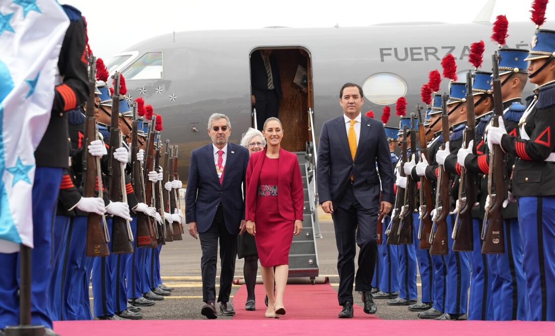 Claudia Sheinbaum llega a la IX Cumbre de la CELAC. Foto: Presidencia