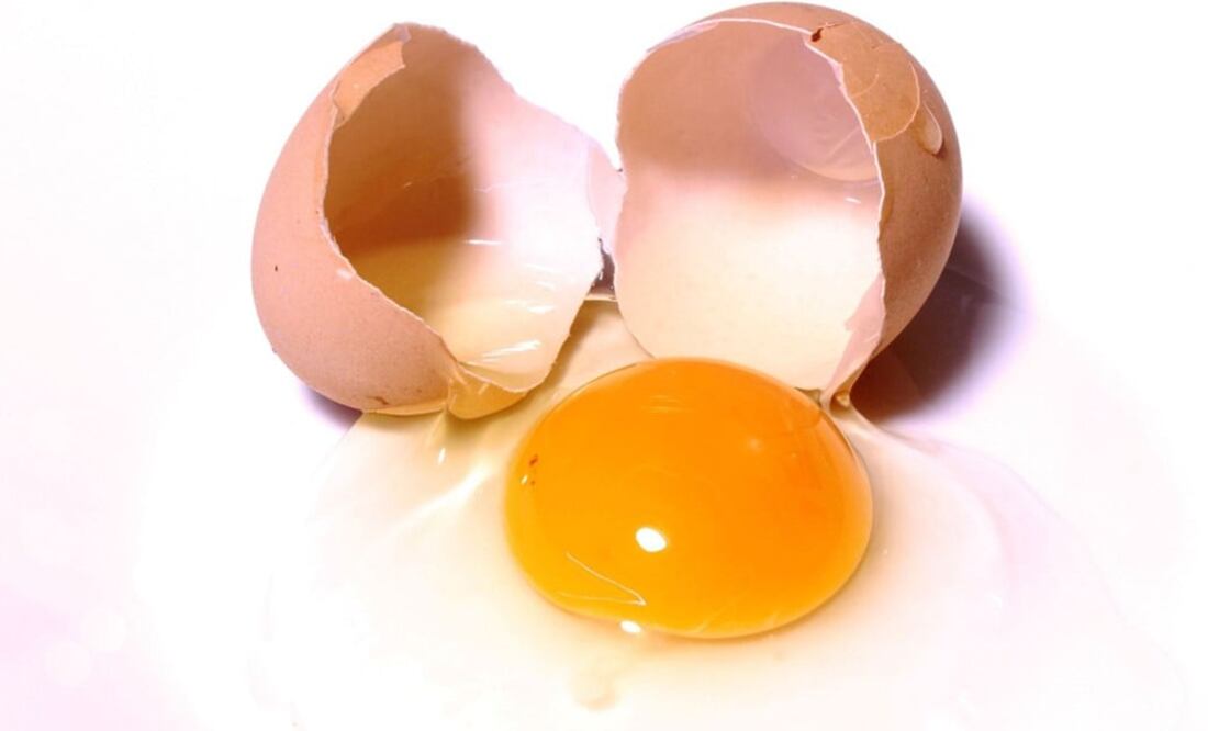 Comer huevo crudo podría causarte salmonella / FOTOS: Pixabay