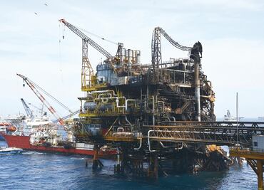 México inicia programa de coberturas de crudo para 2016