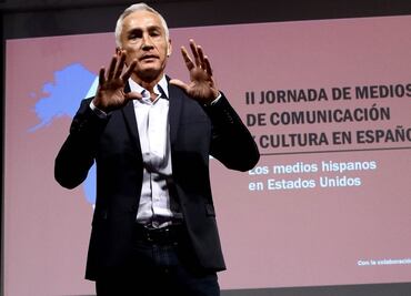 Jorge Ramos pide "tomar partido" contra el abuso de poder