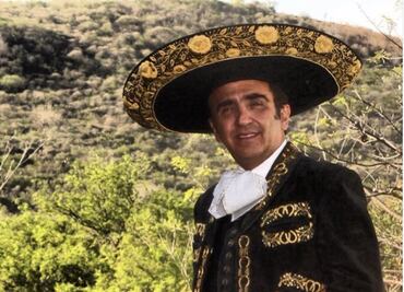 Mi padre nunca declaró ser homofóbico: Vicente Fernández Jr.