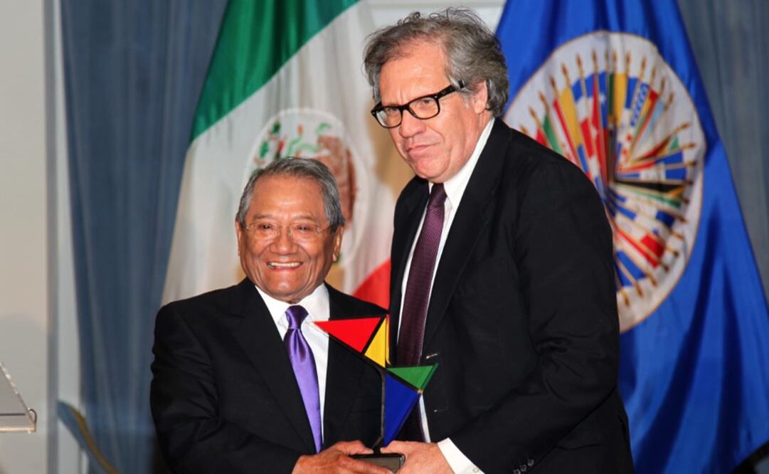 Manzanero es el primer mexicano y el primer compositor en recibir este galardón. FOTO: Cortesía Armando Manzanero