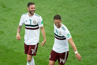 Chicharito y Layún, primeros que se bajan del Tricolor