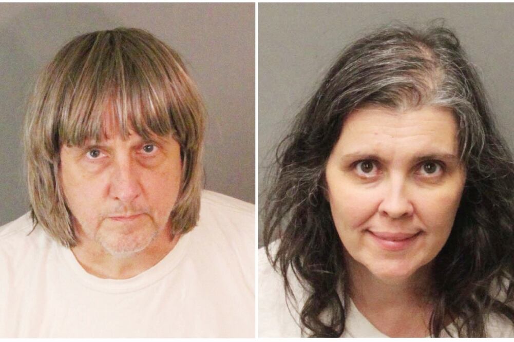 David Allen Turpin y Louise Ann Turpin, en imágenes proporcionadas por el Departamento del alguacil del condado de Riverside, en California. (REUTERS)