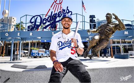 Mookie Betts firma millonario contrato con Dodgers por 12 años