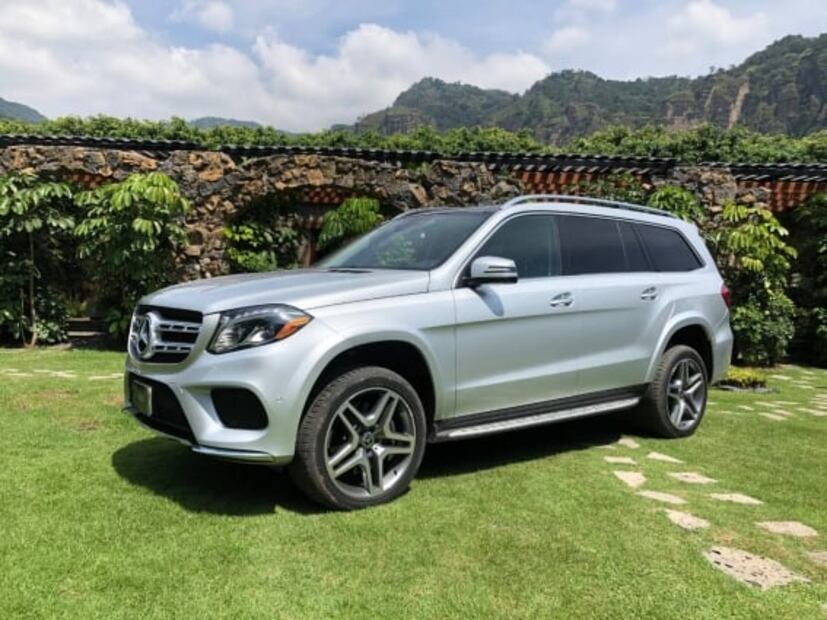 Mercedes Benz GLS 500: la suv de 3 filas que somete a "La Pera" con lujo y comodidad