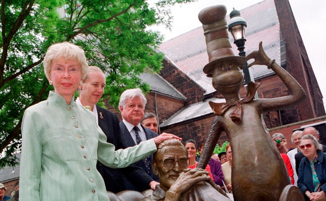 Foto de archivo de Audrey Geisel, viuda de Theodore Geisel, mejor conocido como el autor de libros infantiles Dr. Seuss. Foto: AP/Nancy Palmieri, Archivo