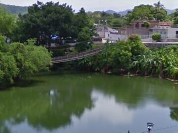 Localizan sin vida a menor que se lanzó de puente colgante a una laguna en El Rosario, Sinaloa