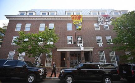 Activistas aseguran que no dejarán embajada de Venezuela en EU