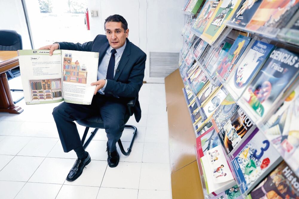 Libros en internet. Arturo Ancona García-López, director de Conaliteg, dijo que los libros ya se pueden consultar en versiones digitales. Foto: ARCHIVO EL UNIVERSAL