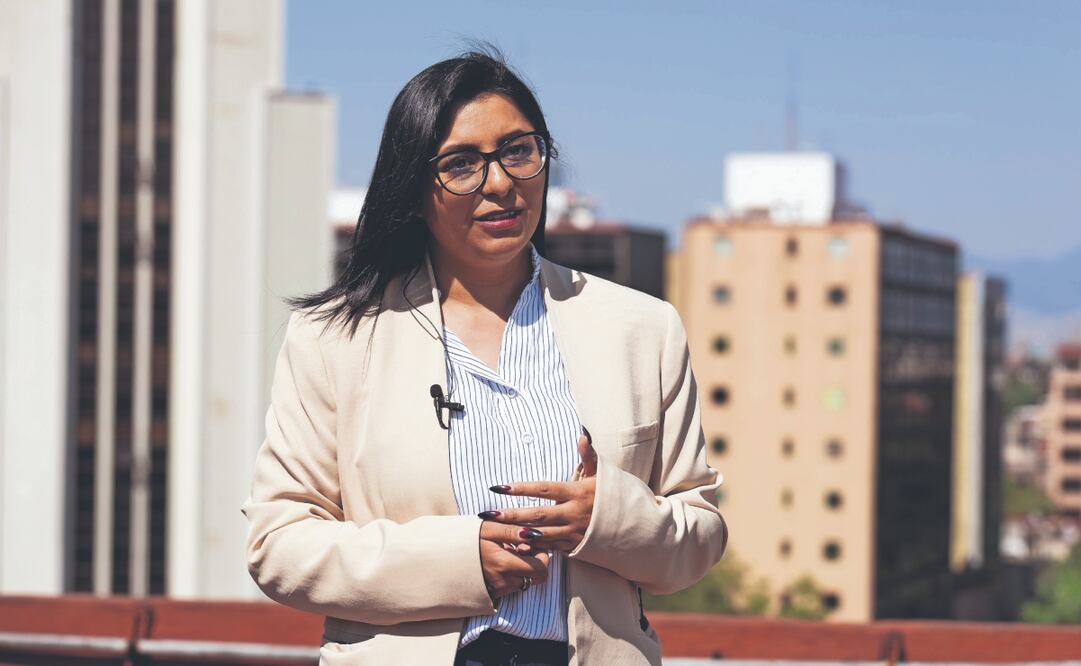 Tania es una mujer que se ha enfrentado a la revictimización, burocracia y violencia institucional en México. Ha tenido que peregrinar en diversas instituciones con un sólo objetivo: encontrar a Bruno y Adam. Fotos: de Hugo Salvador