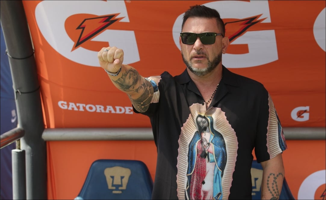 Antonio Mohamed puede ser sancionado por su camisa de la Virgen de Guadalupe - Foto: Carlos Mejía / EL UNIVERSAL