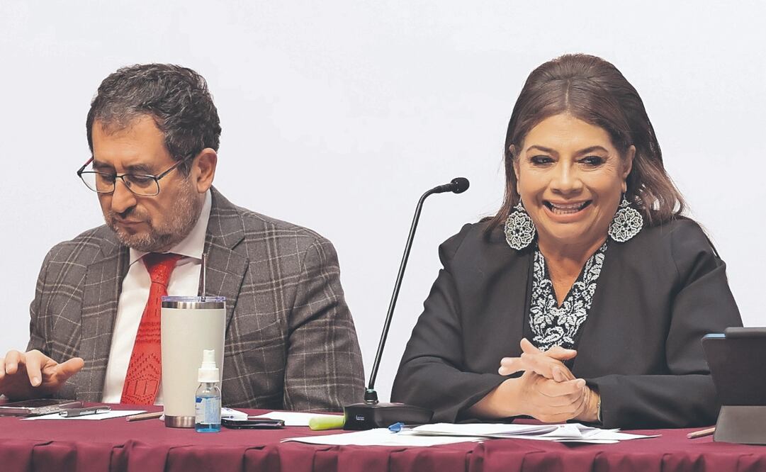 Clara Brugada dijo que en los próximos días se decidirá quién se queda al frente de la Secretaría de Planeación. Foto Especial