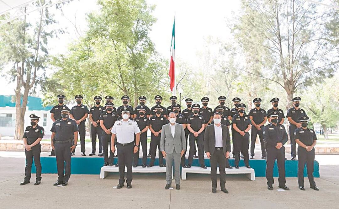 Ayer se llevó a cabo la graduación de 106 nuevos elementos que se sumaron a la policía estatal de Aguascalientes. Foto: Especial.