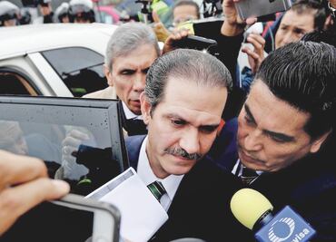 Ordenan reducir fianza de Guillermo Padrés a 30 mdp